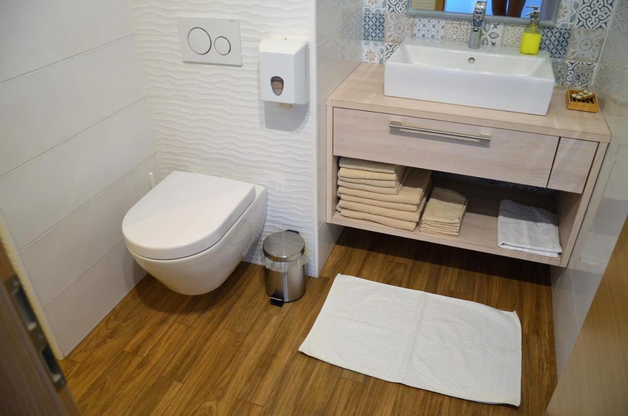 Apartments Ostanek 2 포르토로즈 외부 사진